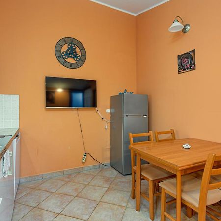 Oasi Apartment Пореч Екстериор снимка