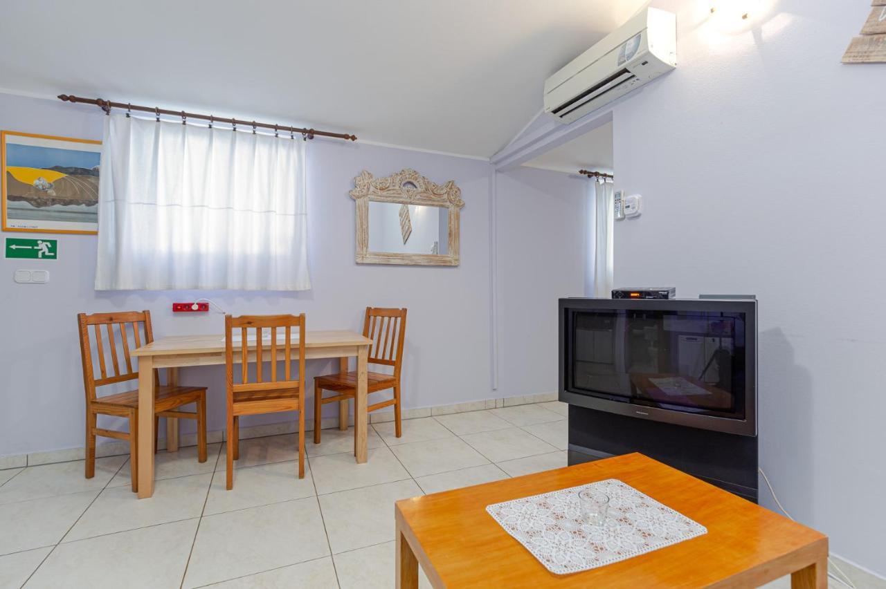 Oasi Apartment Пореч Екстериор снимка