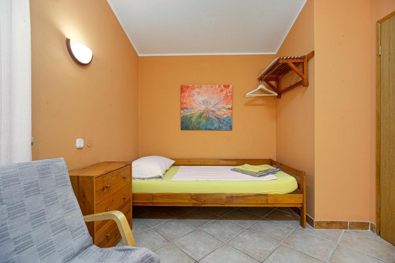 Oasi Apartment Пореч Екстериор снимка